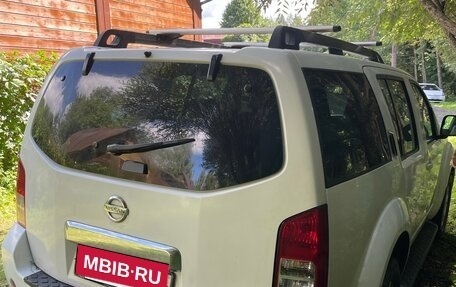 Nissan Pathfinder, 2012 год, 1 600 000 рублей, 5 фотография