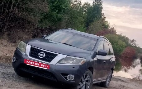 Nissan Pathfinder, 2014 год, 2 050 000 рублей, 3 фотография
