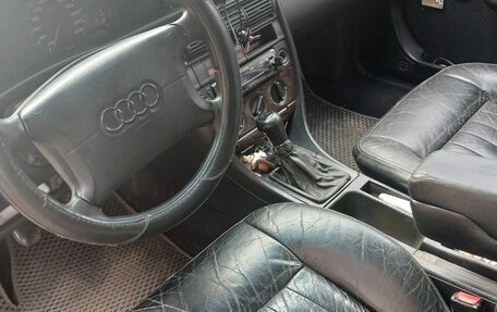 Audi A6, 1995 год, 280 000 рублей, 4 фотография