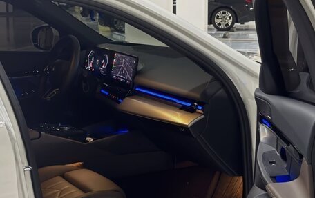 BMW 5 серия, 2025 год, 7 920 000 рублей, 12 фотография