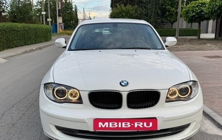 BMW 1 серия, 2011 год, 830 000 рублей, 2 фотография