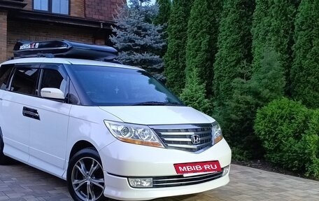 Honda Elysion I, 2008 год, 1 600 000 рублей, 3 фотография