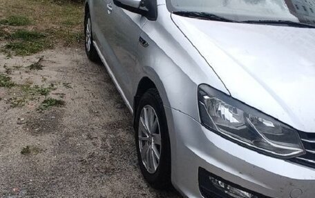 Volkswagen Polo VI (EU Market), 2019 год, 1 500 000 рублей, 2 фотография