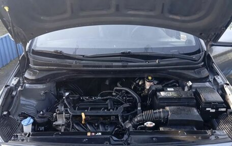 Hyundai Solaris II рестайлинг, 2017 год, 950 000 рублей, 21 фотография
