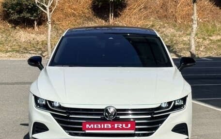 Volkswagen Arteon I, 2022 год, 4 570 000 рублей, 2 фотография
