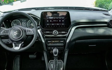 Suzuki Grand Vitara, 2025 год, 3 180 000 рублей, 6 фотография