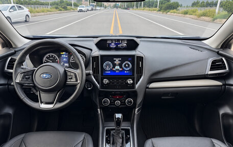 Subaru Forester, 2023 год, 3 045 000 рублей, 14 фотография