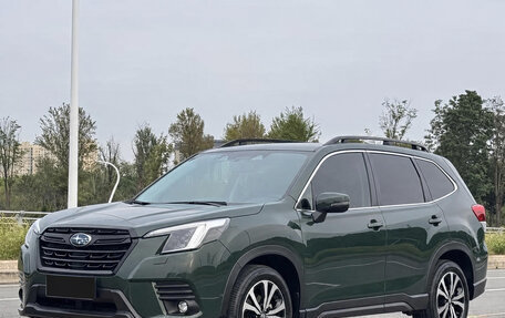 Subaru Forester, 2023 год, 3 045 000 рублей, 4 фотография
