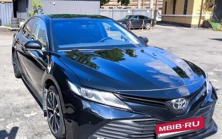Toyota Camry, 2021 год, 2 500 000 рублей, 11 фотография