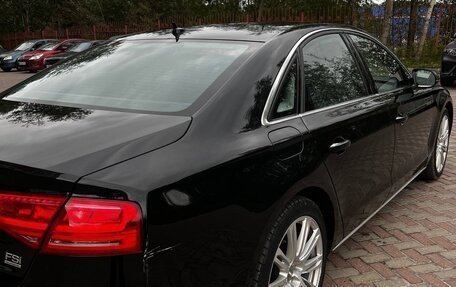 Audi A8, 2010 год, 1 300 000 рублей, 4 фотография