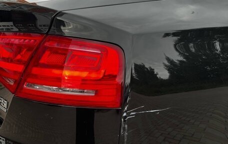 Audi A8, 2010 год, 1 300 000 рублей, 5 фотография