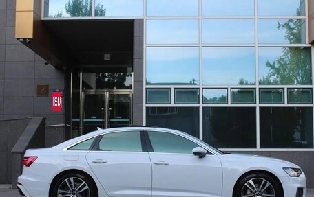 Audi A6, 2023 год, 4 450 000 рублей, 5 фотография
