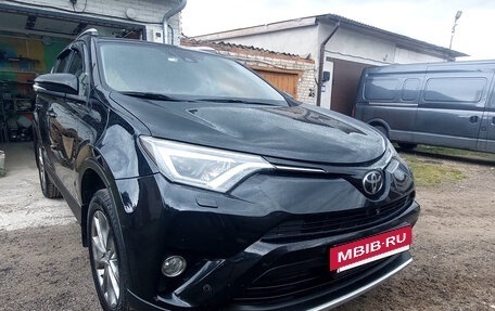 Toyota RAV4, 2016 год, 2 500 000 рублей, 2 фотография