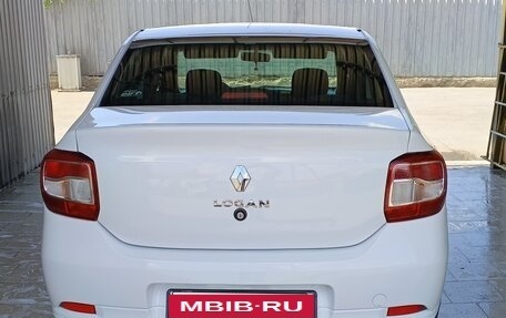 Renault Logan II, 2015 год, 550 000 рублей, 4 фотография