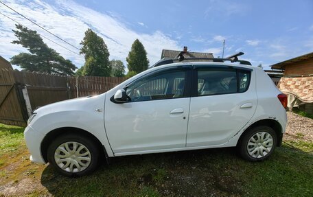 Renault Sandero II рестайлинг, 2015 год, 560 000 рублей, 4 фотография