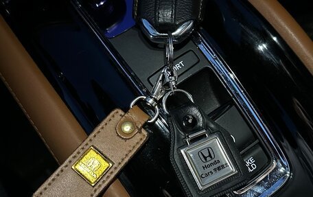 Honda Vezel, 2014 год, 1 335 000 рублей, 14 фотография