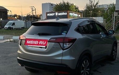 Honda Vezel, 2014 год, 1 335 000 рублей, 6 фотография