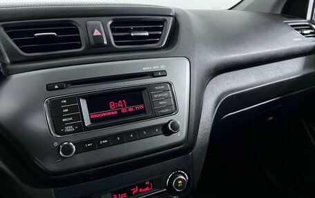 KIA Rio III рестайлинг, 2015 год, 997 000 рублей, 12 фотография