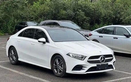 Mercedes-Benz A-Класс, 2022 год, 1 800 077 рублей, 3 фотография