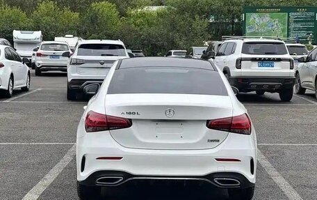 Mercedes-Benz A-Класс, 2022 год, 1 800 077 рублей, 5 фотография