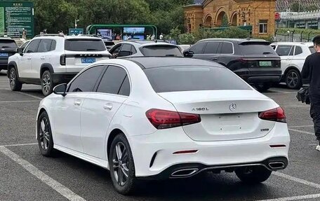 Mercedes-Benz A-Класс, 2022 год, 1 800 077 рублей, 6 фотография
