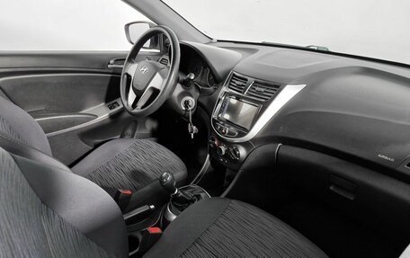 Hyundai Solaris II рестайлинг, 2015 год, 747 000 рублей, 10 фотография