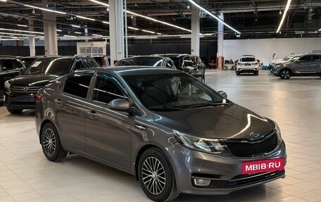 KIA Rio III рестайлинг, 2016 год, 1 067 000 рублей, 3 фотография