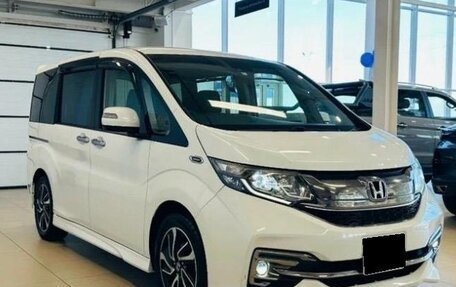 Honda Stepwgn IV, 2017 год, 1 430 000 рублей, 1 фотография