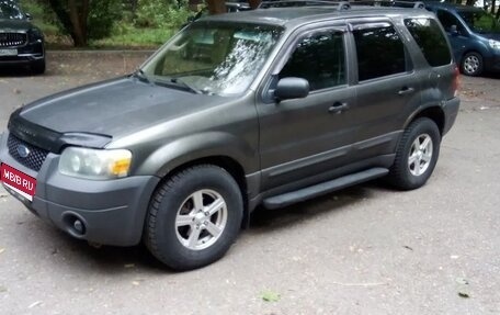 Ford Escape II, 2004 год, 330 000 рублей, 1 фотография