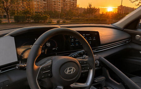 Hyundai Elantra, 2024 год, 1 875 000 рублей, 5 фотография
