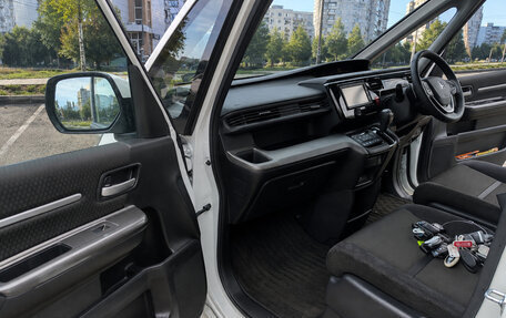 Honda Stepwgn IV, 2020 год, 2 140 000 рублей, 6 фотография