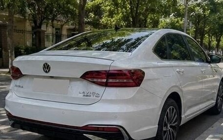 Volkswagen Lavida, 2022 год, 1 680 000 рублей, 3 фотография
