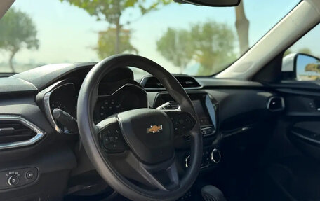 Chevrolet TrailBlazer, 2023 год, 1 890 000 рублей, 7 фотография