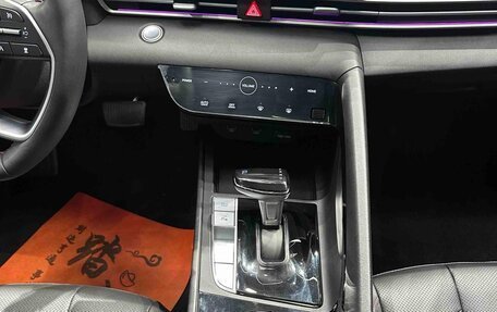 Hyundai Elantra, 2022 год, 1 240 095 рублей, 11 фотография
