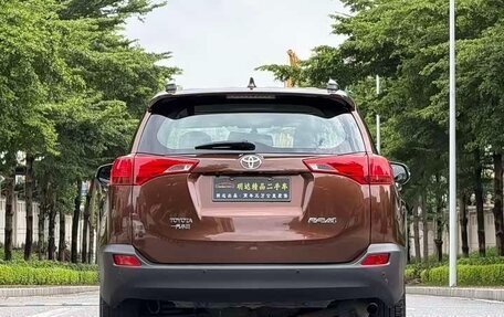 Toyota RAV4, 2016 год, 1 493 000 рублей, 5 фотография