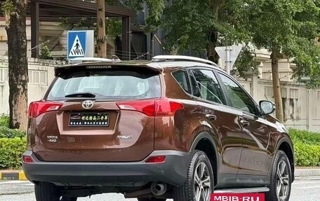 Toyota RAV4, 2016 год, 1 493 000 рублей, 4 фотография