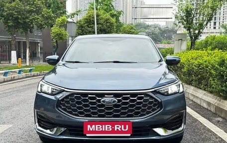 Ford Escort, 2022 год, 1 000 004 рублей, 2 фотография