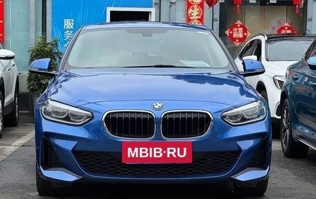 BMW 1 серия, 2021 год, 1 540 000 рублей, 2 фотография
