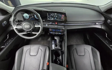 Hyundai Avante, 2025 год, 2 350 000 рублей, 6 фотография