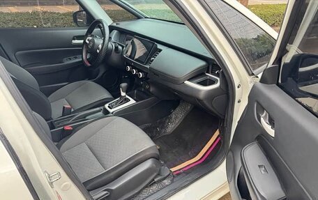 Honda Fit, 2022 год, 1 050 000 рублей, 5 фотография