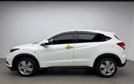 Honda Vezel, 2022 год, 1 565 000 рублей, 5 фотография