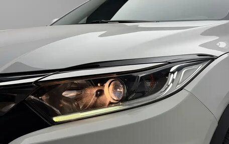 Honda Vezel, 2022 год, 1 565 000 рублей, 3 фотография