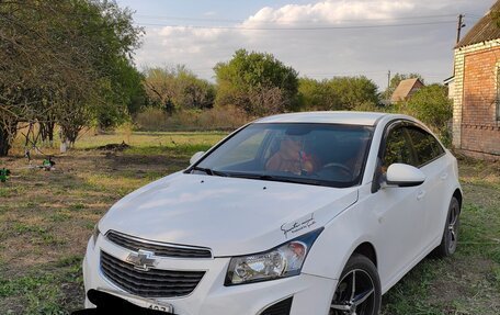 Chevrolet Cruze II, 2013 год, 650 000 рублей, 4 фотография