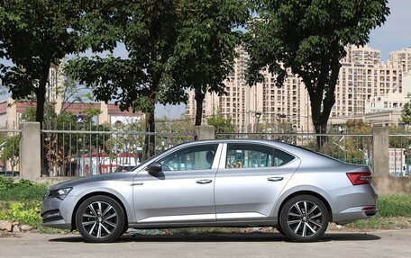Skoda Superb III рестайлинг, 2026 год, 3 000 000 рублей, 5 фотография