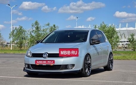 Volkswagen Golf VI, 2011 год, 1 300 000 рублей, 2 фотография