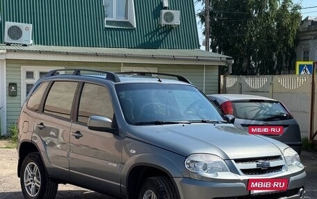Chevrolet Niva I рестайлинг, 2013 год, 525 000 рублей, 2 фотография