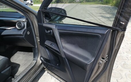 Toyota RAV4, 2014 год, 1 900 000 рублей, 8 фотография