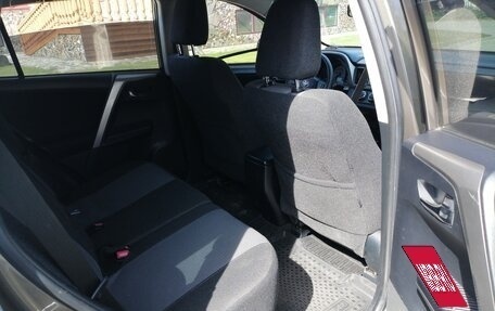 Toyota RAV4, 2014 год, 1 900 000 рублей, 9 фотография