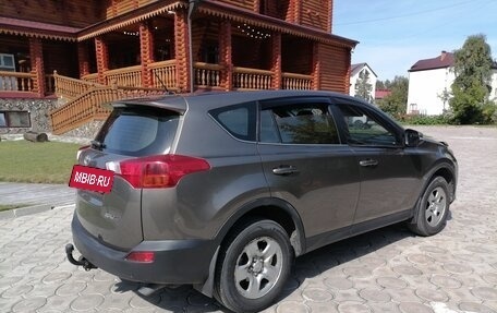 Toyota RAV4, 2014 год, 1 900 000 рублей, 3 фотография