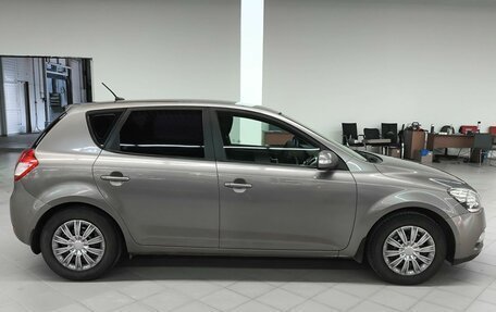 KIA cee'd I рестайлинг, 2010 год, 640 000 рублей, 5 фотография